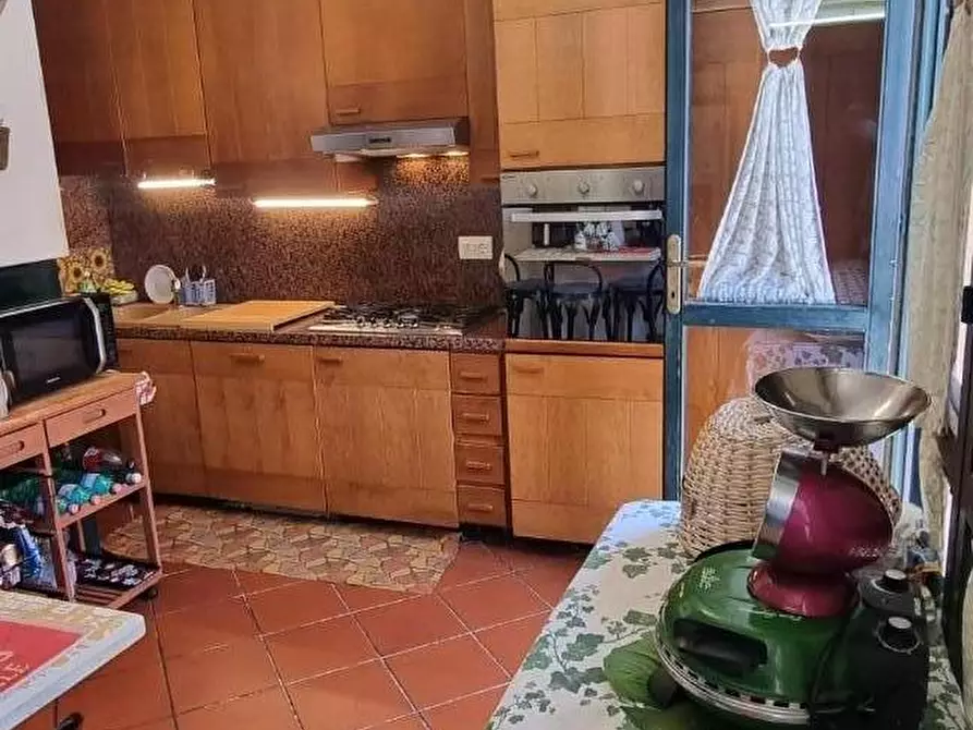 Immagine 6 di Casa indipendente in vendita  a Pisa