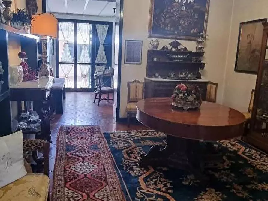 Immagine 2 di Casa indipendente in vendita  a Pisa