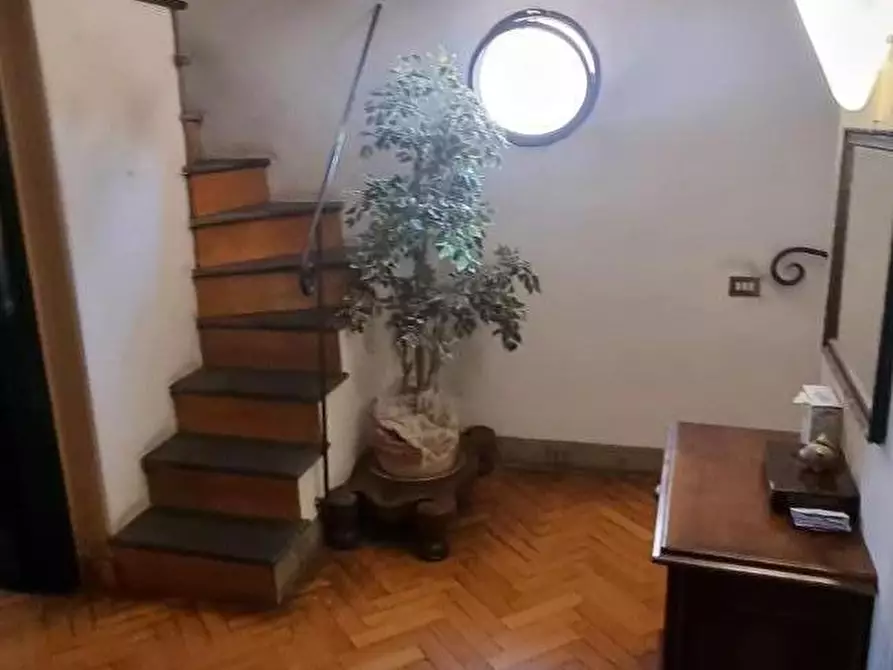 Immagine 22 di Casa indipendente in vendita  a Pisa