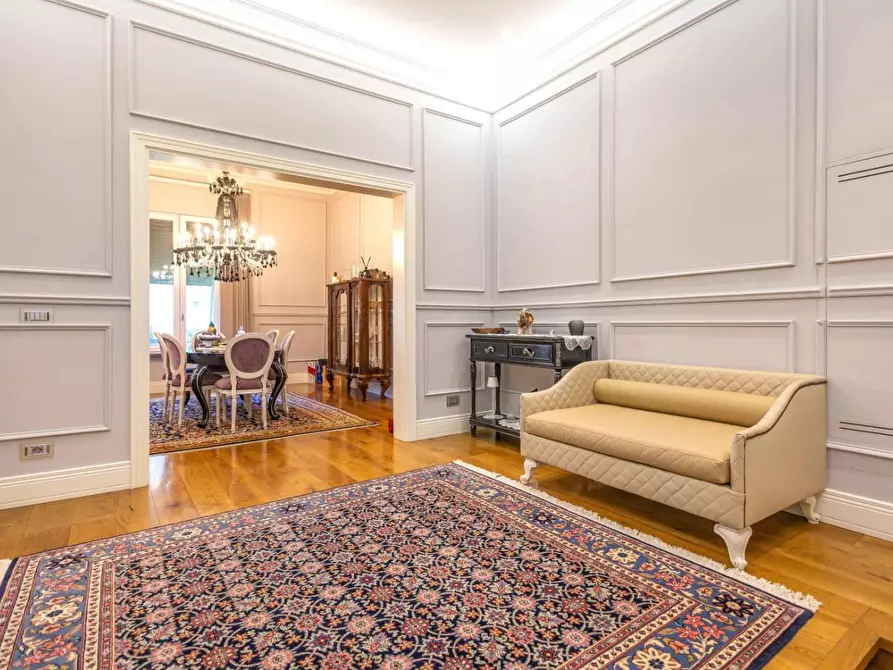 Immagine 6 di Appartamento in vendita  a Livorno