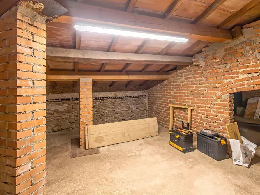 Immagine 41 di Appartamento in vendita  a Livorno