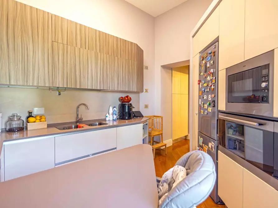 Immagine 11 di Appartamento in vendita  a Livorno