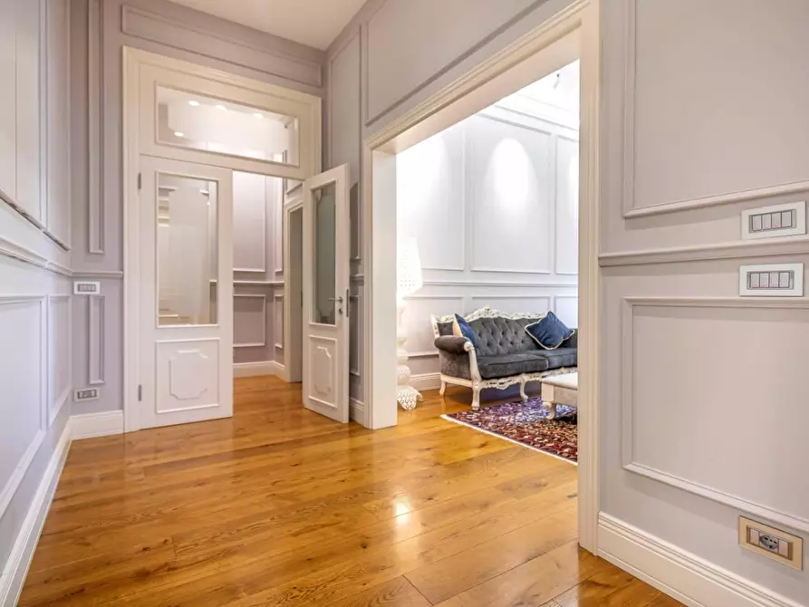 Immagine 13 di Appartamento in vendita  a Livorno