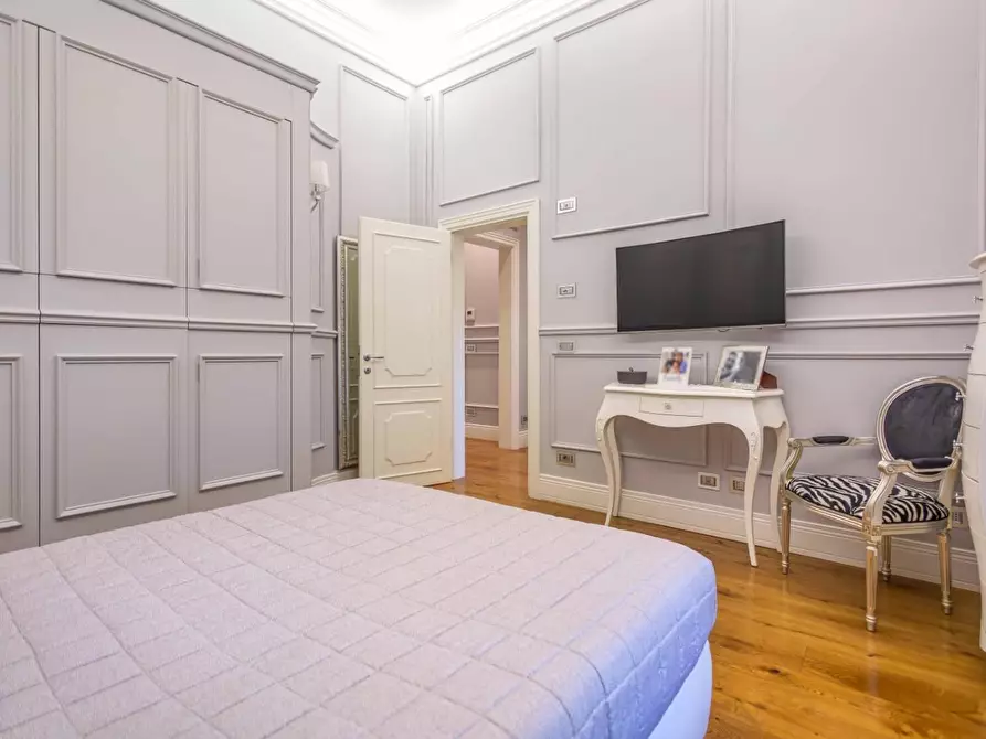 Immagine 21 di Appartamento in vendita  a Livorno