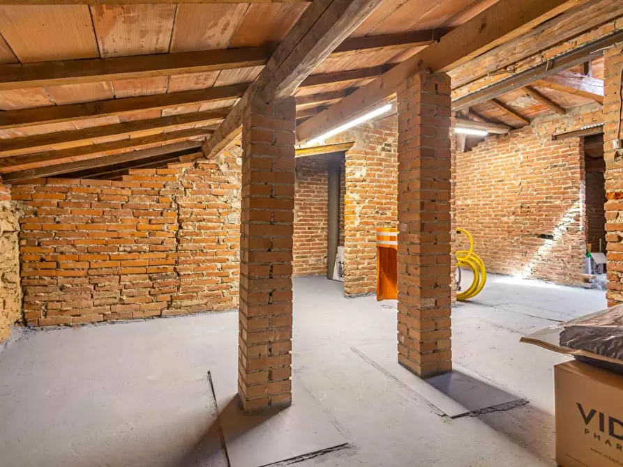 Immagine 39 di Appartamento in vendita  a Livorno