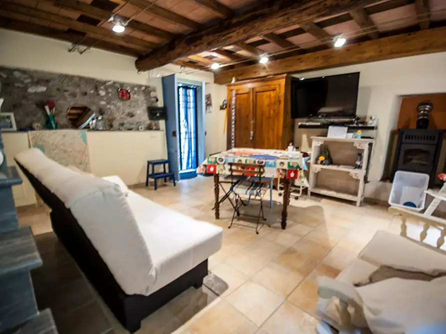 Immagine 3 di Terratetto in vendita  a Massa