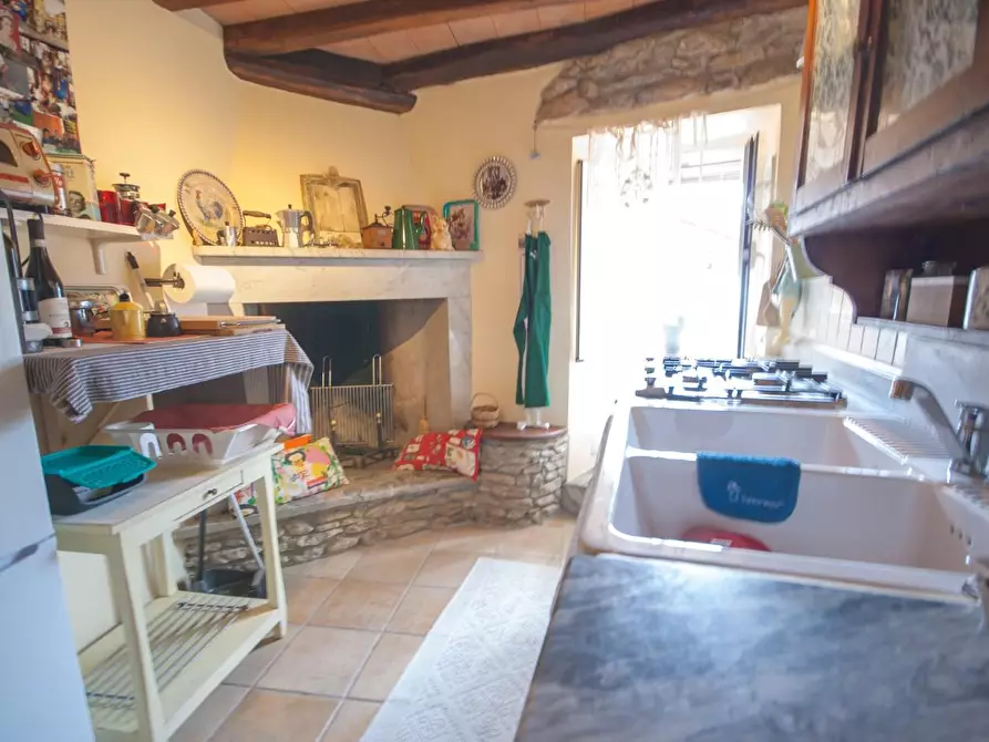 Immagine 7 di Terratetto in vendita  a Massa