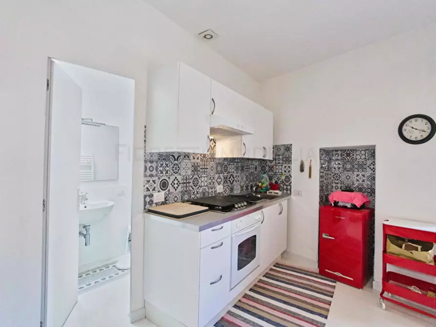 Immagine 13 di Appartamento in vendita  a Suvereto