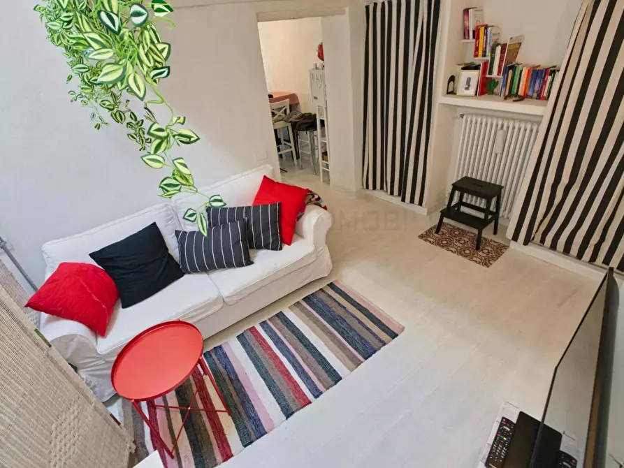 Immagine 9 di Appartamento in vendita  a Suvereto