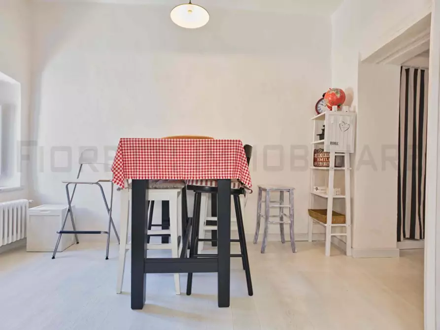 Immagine 17 di Appartamento in vendita  a Suvereto