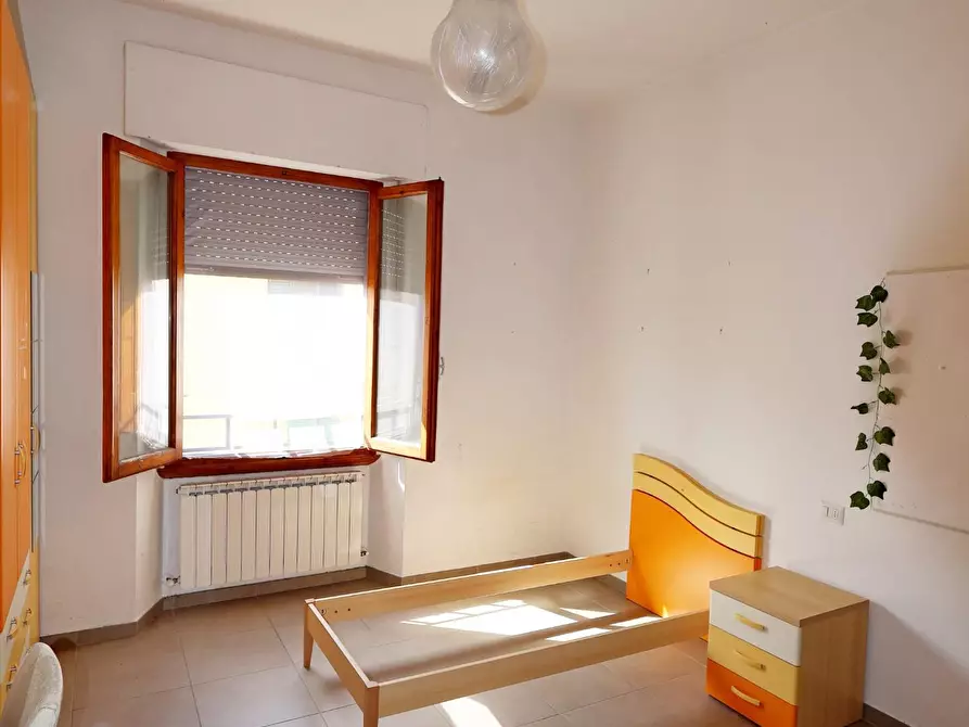 Immagine 12 di Appartamento in vendita  a Poggibonsi