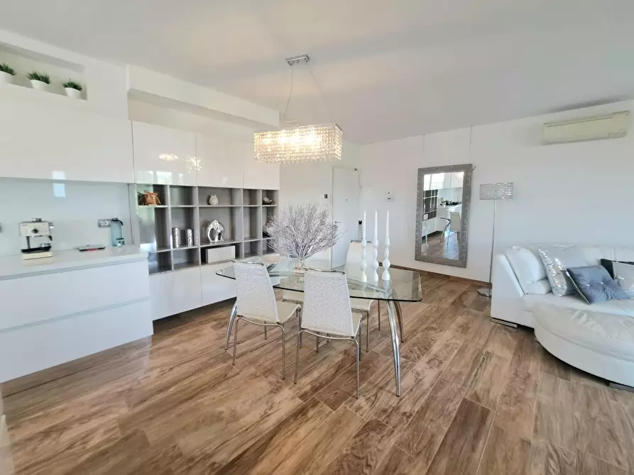 Immagine 9 di Casa bifamiliare in vendita  a Vinci