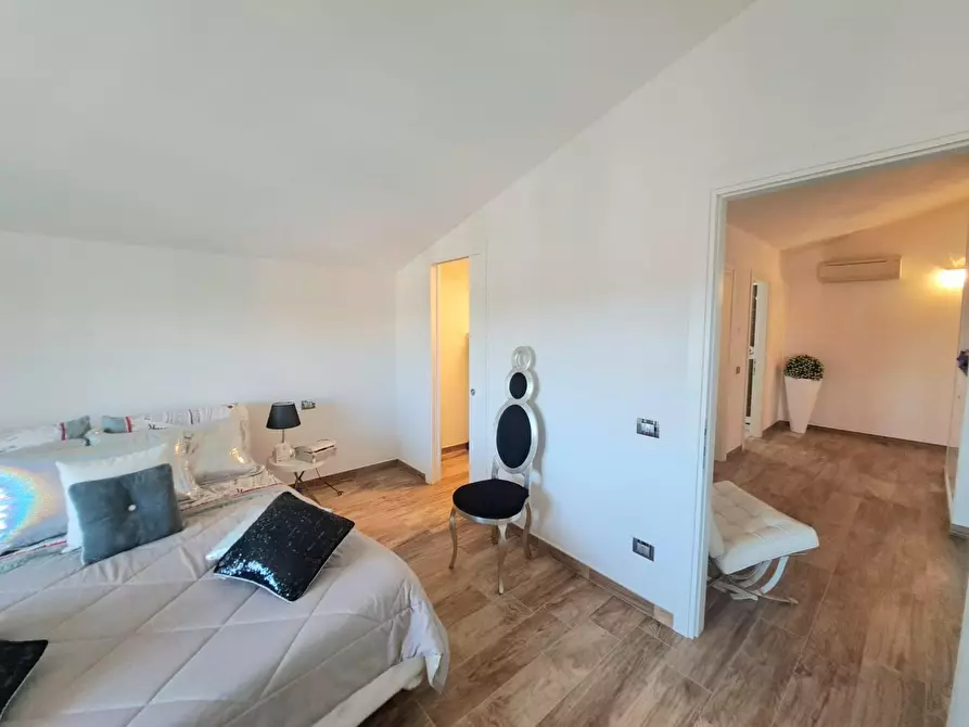 Immagine 26 di Casa bifamiliare in vendita  a Vinci