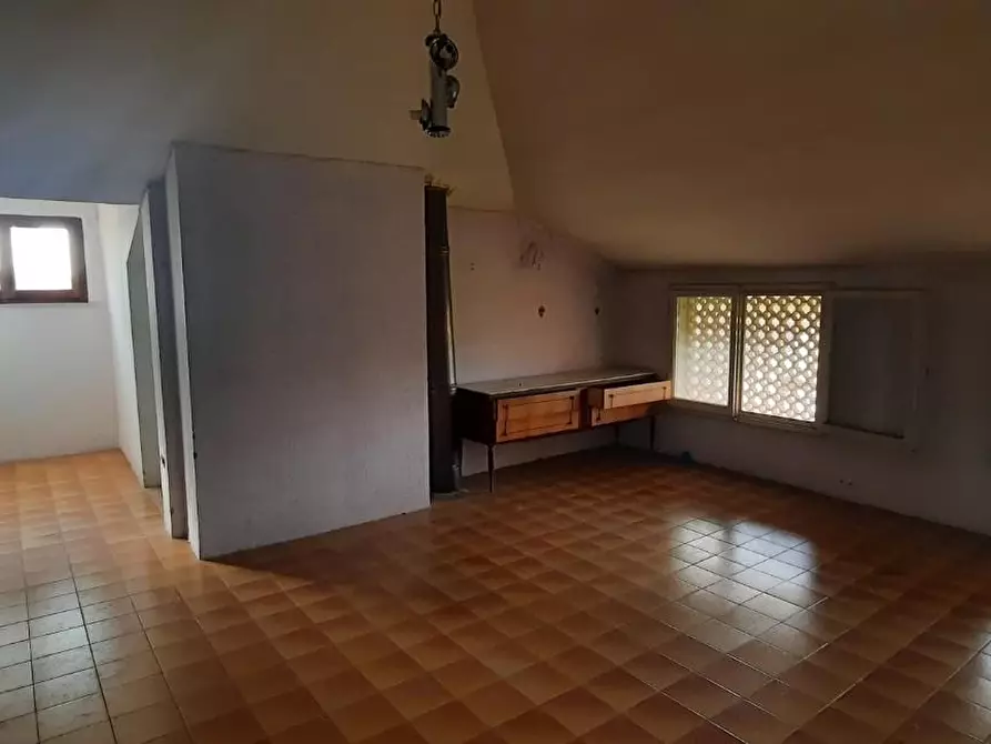 Immagine 10 di Appartamento in vendita  a Santa Croce Sull'arno