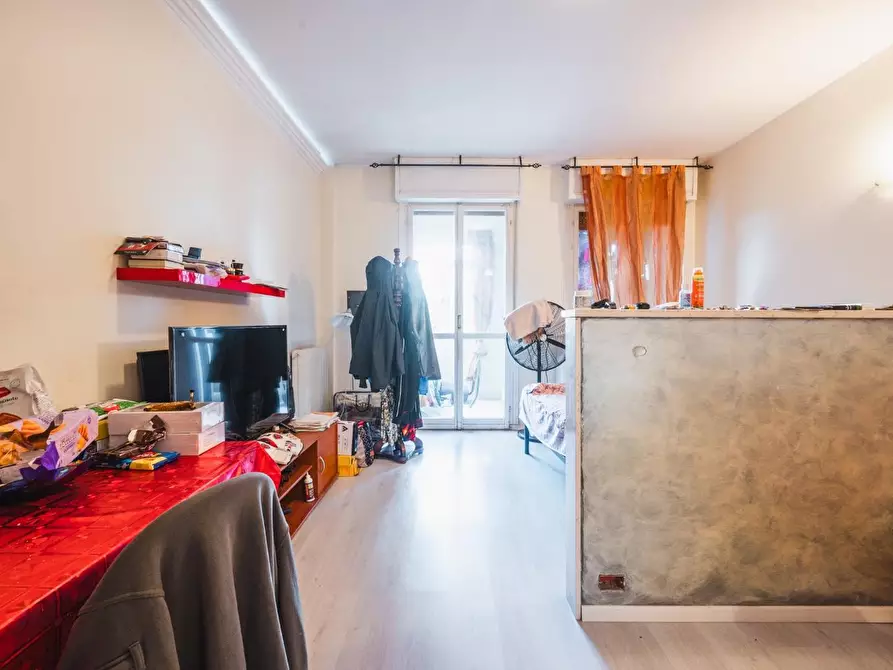 Immagine 3 di Appartamento in vendita  a Reggio Nell'emilia