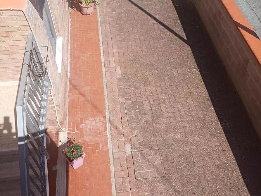 Immagine 11 di Appartamento in vendita  a Cascina