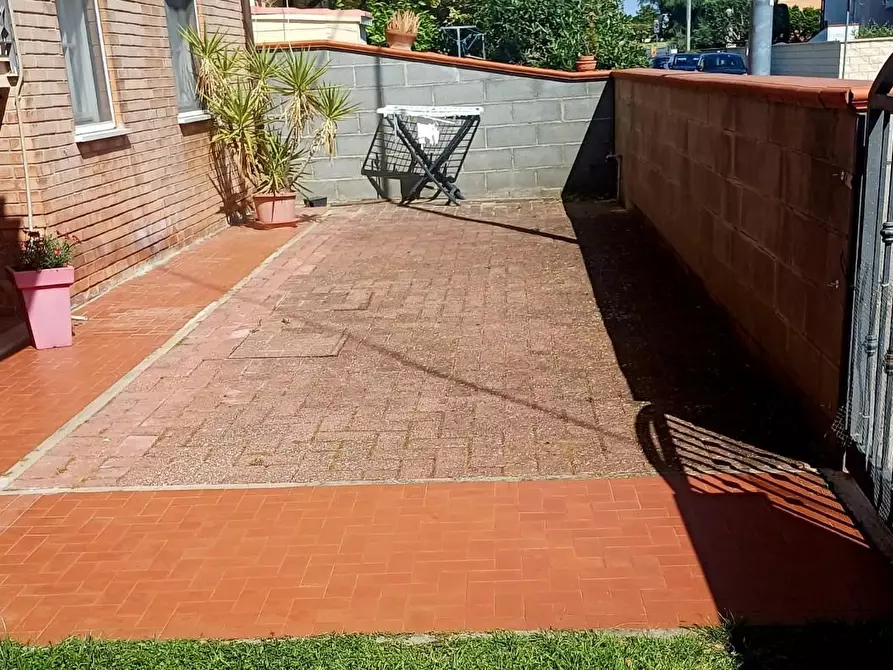 Immagine 21 di Appartamento in vendita  a Cascina