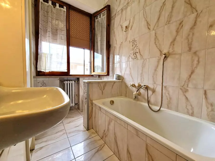 Immagine 40 di Appartamento in vendita  a Monteriggioni