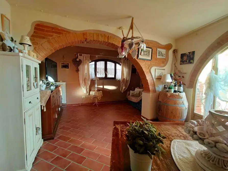 Immagine 10 di Terratetto in vendita  a Terricciola