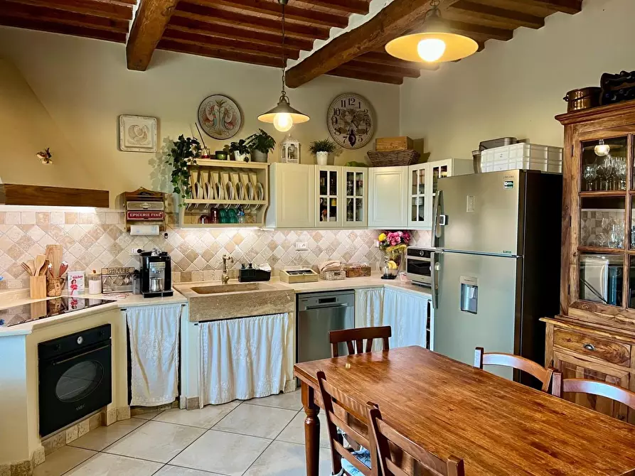 Immagine 18 di Appartamento in vendita  a Vecchiano