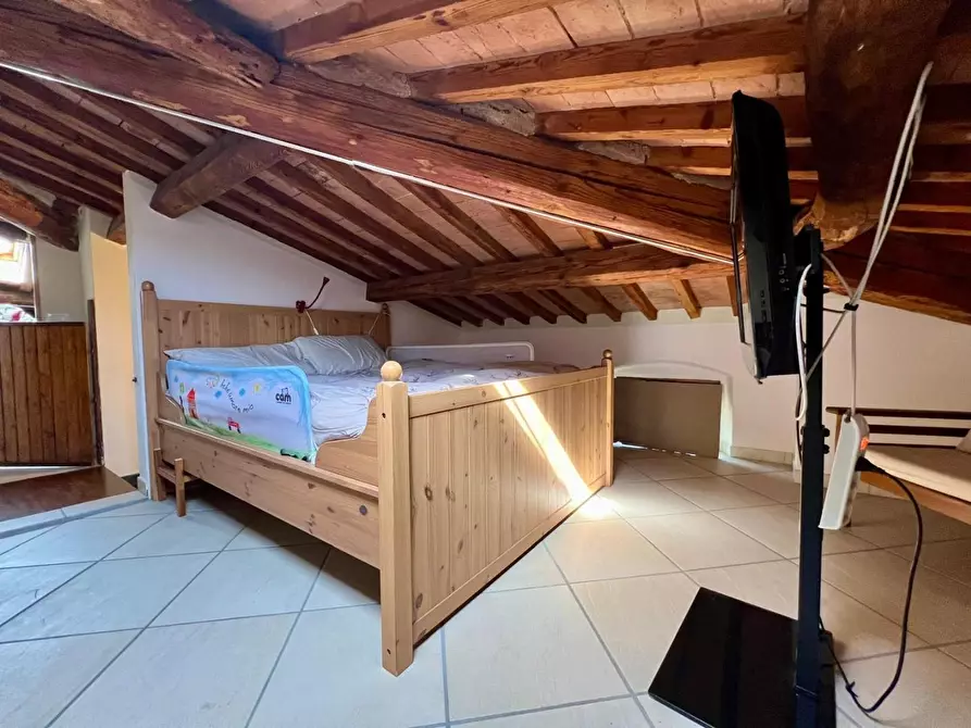 Immagine 55 di Appartamento in vendita  a Vecchiano