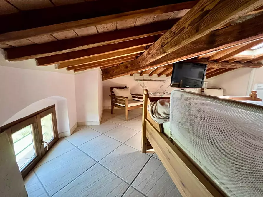 Immagine 58 di Appartamento in vendita  a Vecchiano