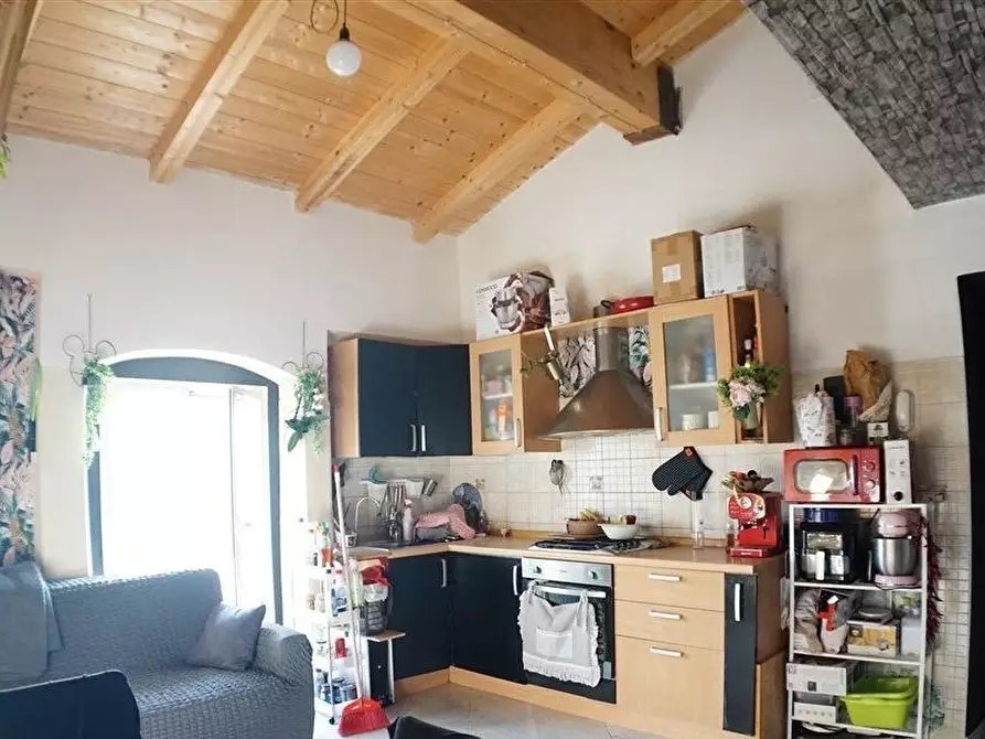 appartamento in vendita a Carrara in zona Fossola