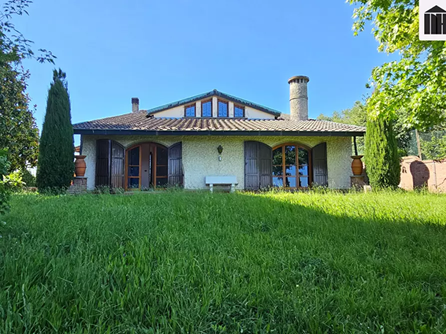 Immagine 29 di Villa in vendita  a Santa Maria A Monte
