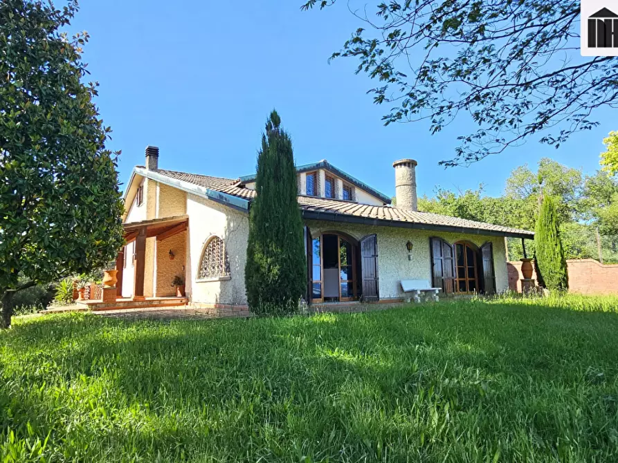 Immagine 7 di Villa in vendita  a Santa Maria A Monte