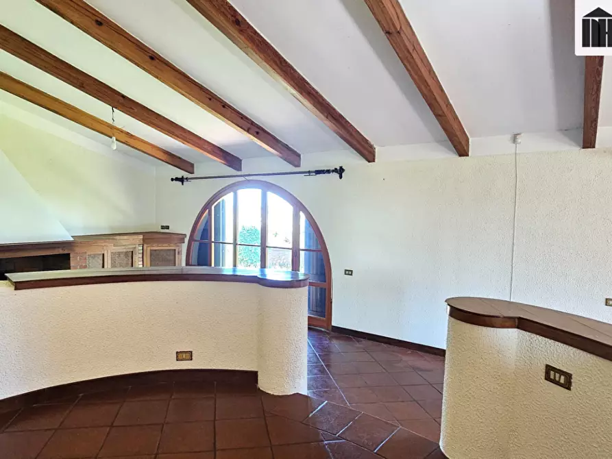 Immagine 14 di Villa in vendita  a Santa Maria A Monte