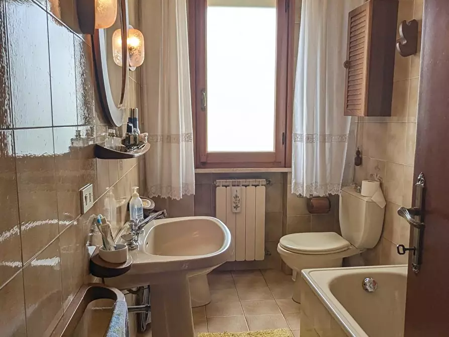 Immagine 12 di Appartamento in vendita  a Cerreto Guidi