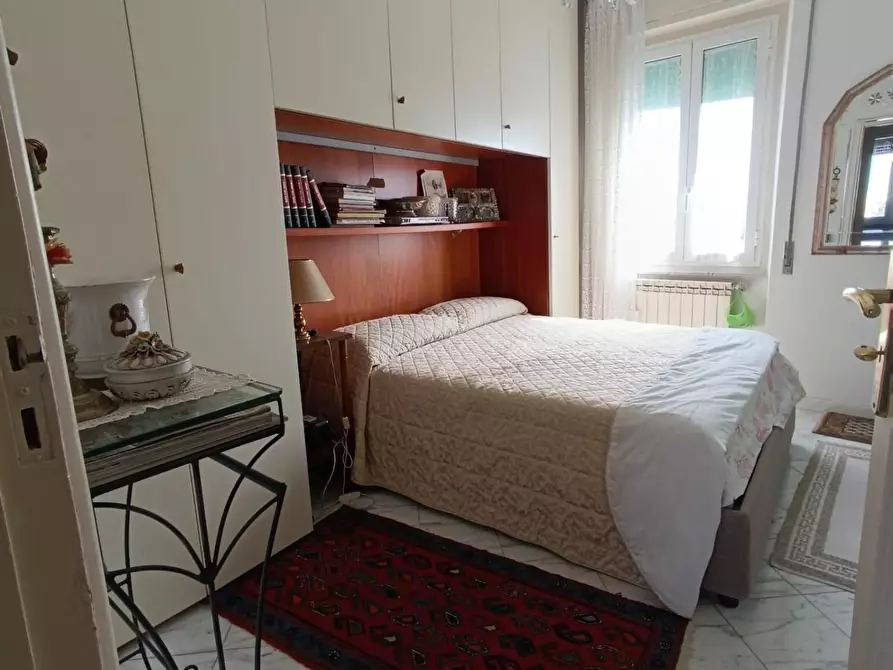 Immagine 5 di Appartamento in vendita  a Carrara