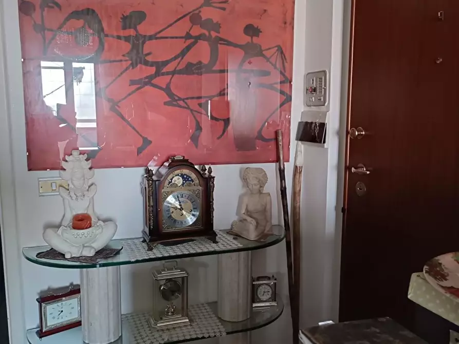 Immagine 9 di Appartamento in vendita  a Carrara