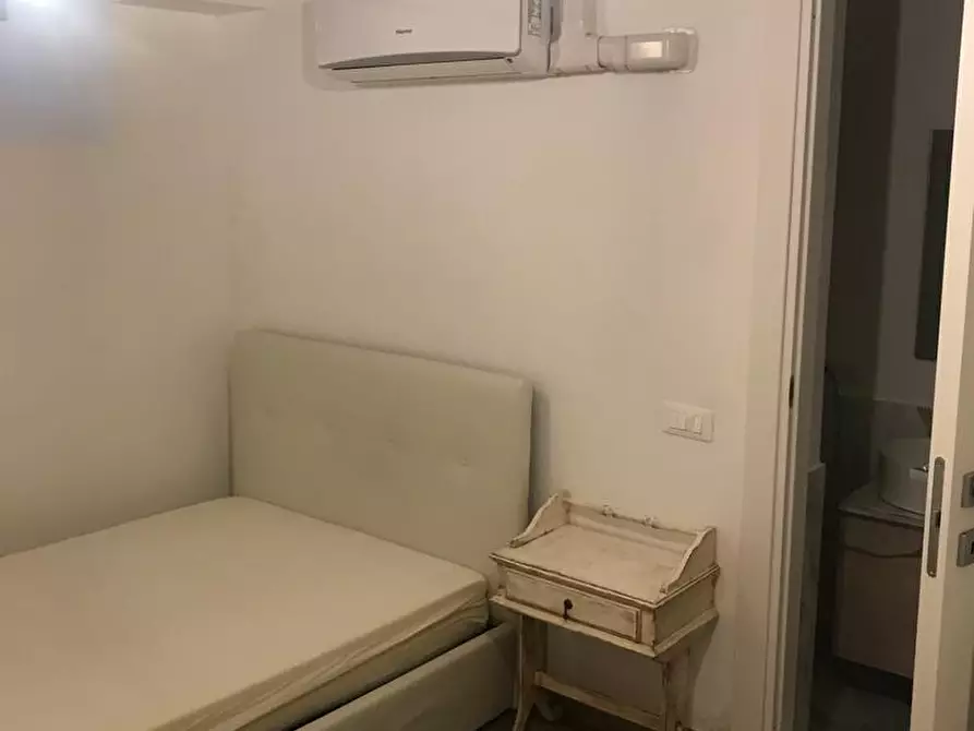 Immagine 11 di Appartamento in vendita  a Carrara