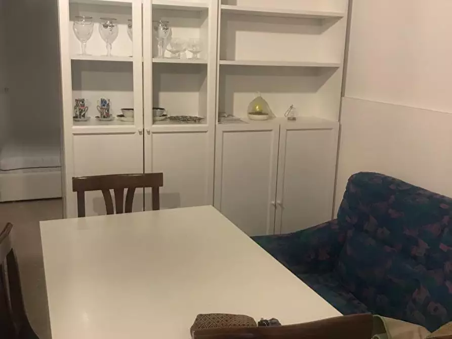 Immagine 4 di Appartamento in vendita  a Carrara