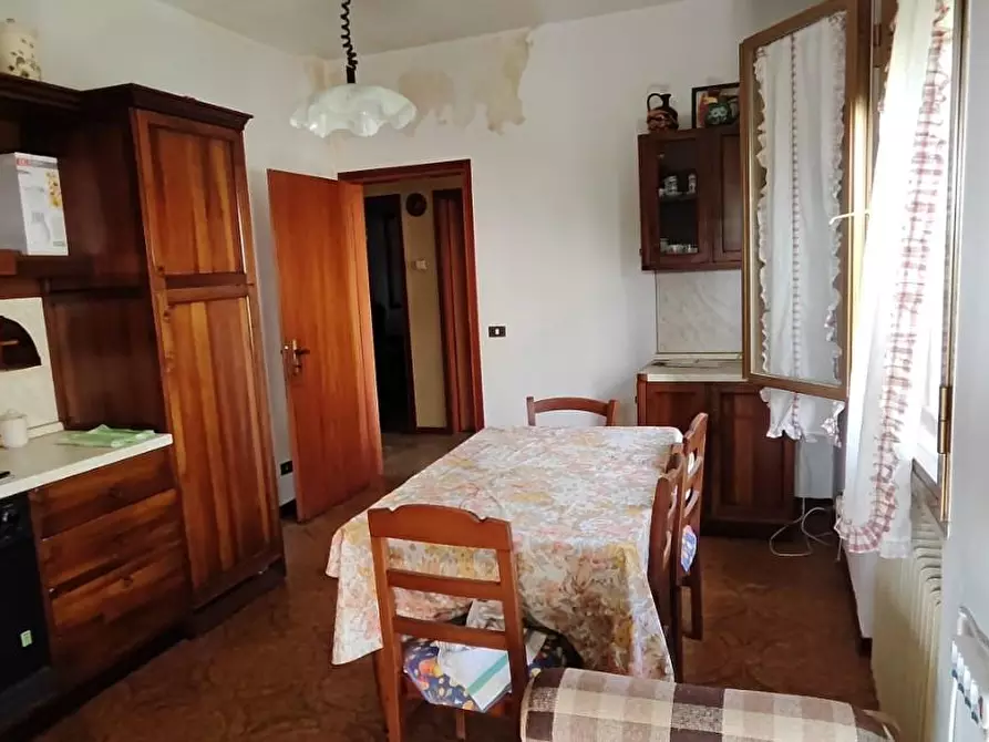 Immagine 10 di Casa indipendente in vendita  a Castelfranco Di Sotto