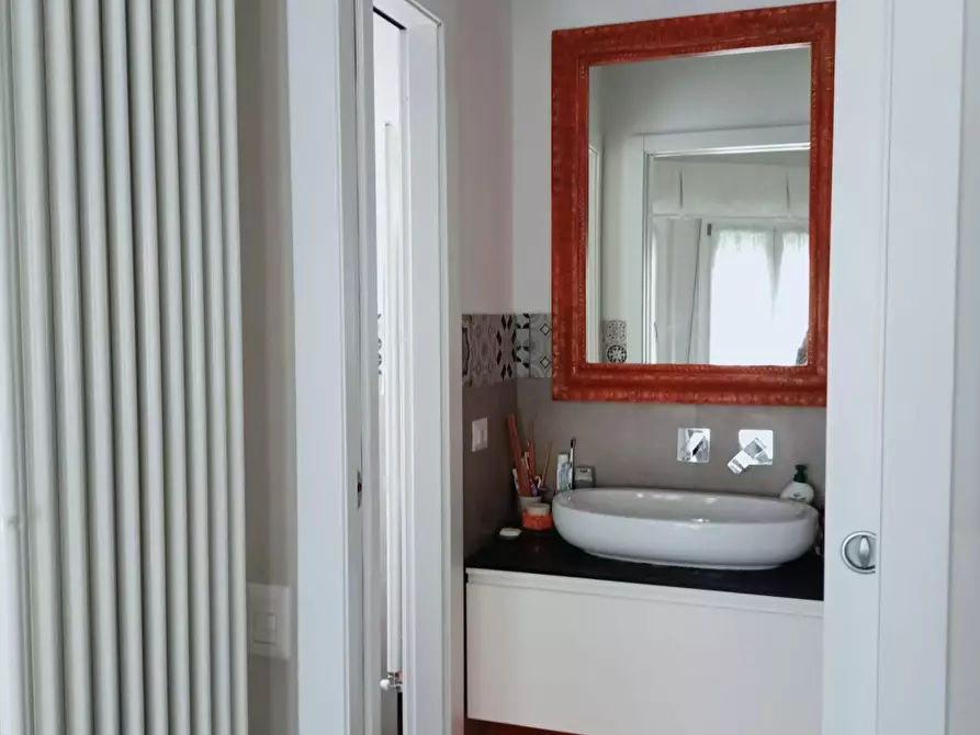 Immagine 10 di Appartamento in vendita  a Poggibonsi