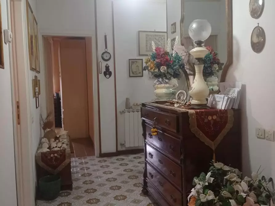 Immagine 4 di Appartamento in vendita  a Carrara