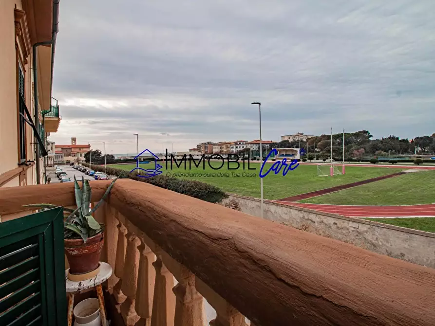 Immagine 28 di Appartamento in vendita  a Livorno