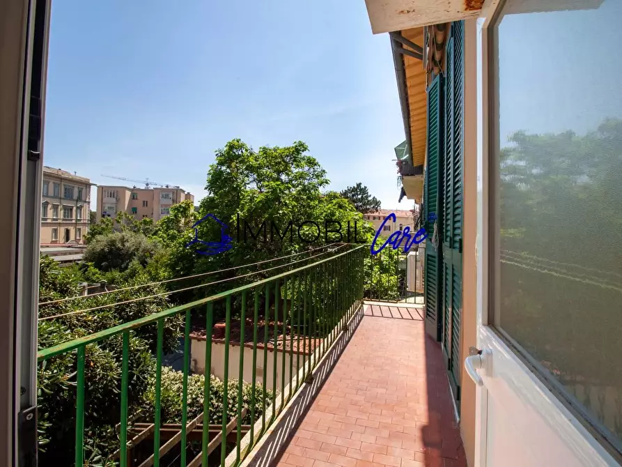 Immagine 8 di Appartamento in vendita  a Livorno