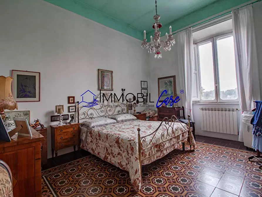 Immagine 39 di Appartamento in vendita  a Livorno