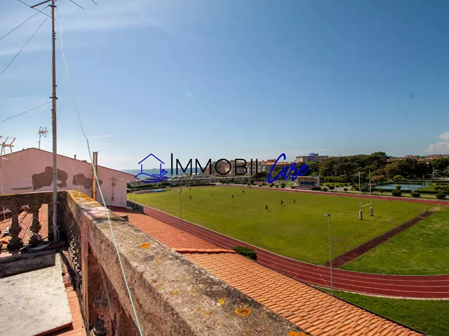 Immagine 2 di Appartamento in vendita  a Livorno