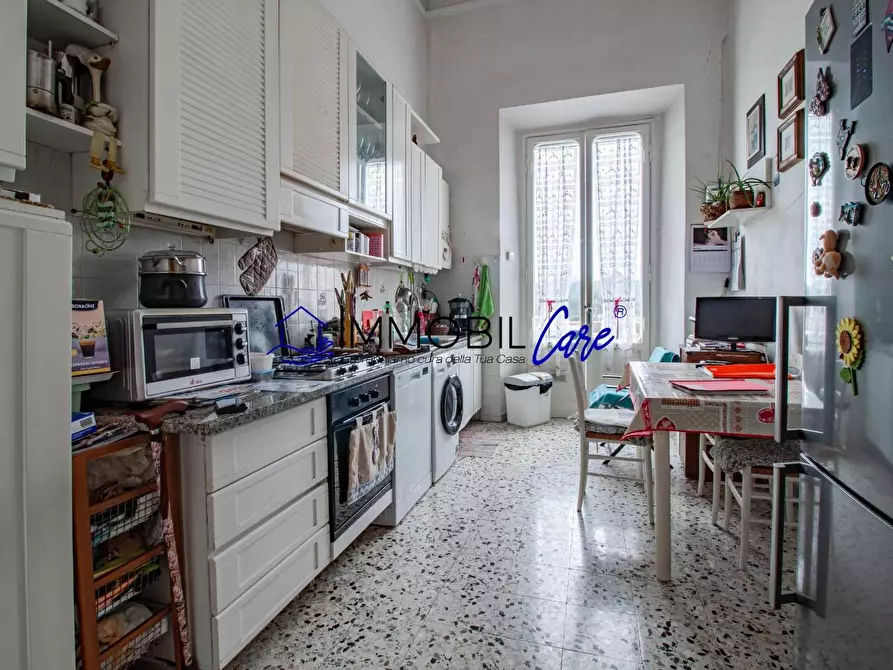 Immagine 25 di Appartamento in vendita  a Livorno