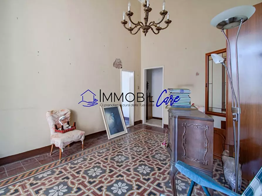 Immagine 13 di Appartamento in vendita  a Livorno