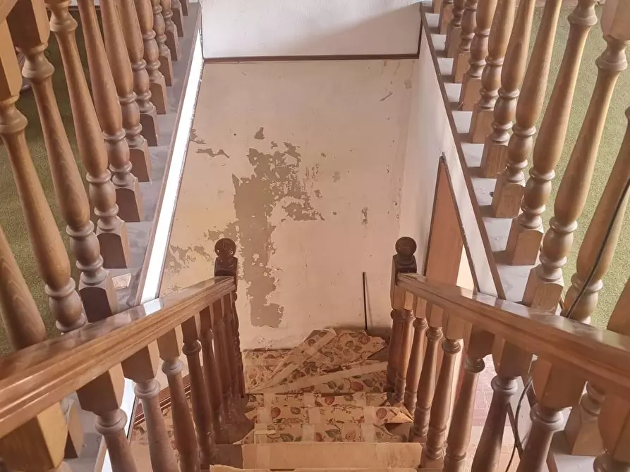 Immagine 9 di Villa in vendita  a Reggio Nell'emilia