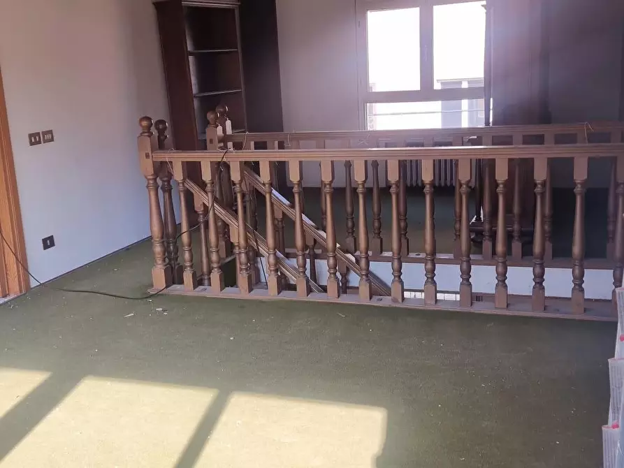 Immagine 12 di Villa in vendita  a Reggio Nell'emilia