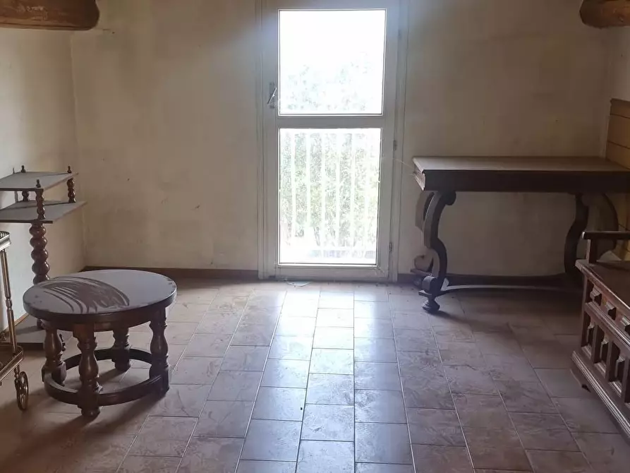 Immagine 10 di Villa in vendita  a Reggio Nell'emilia