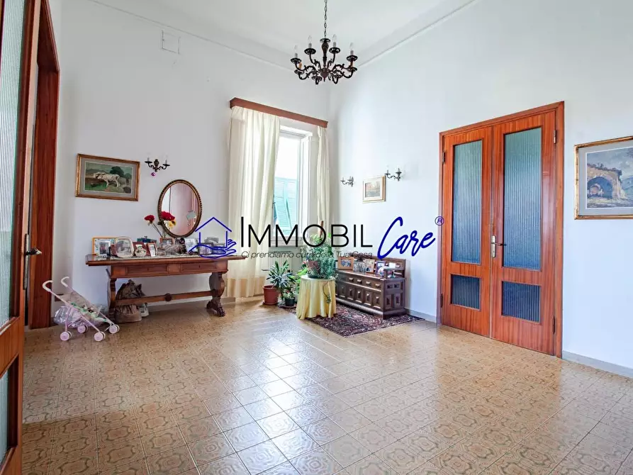 Immagine 14 di Appartamento in vendita  a Livorno