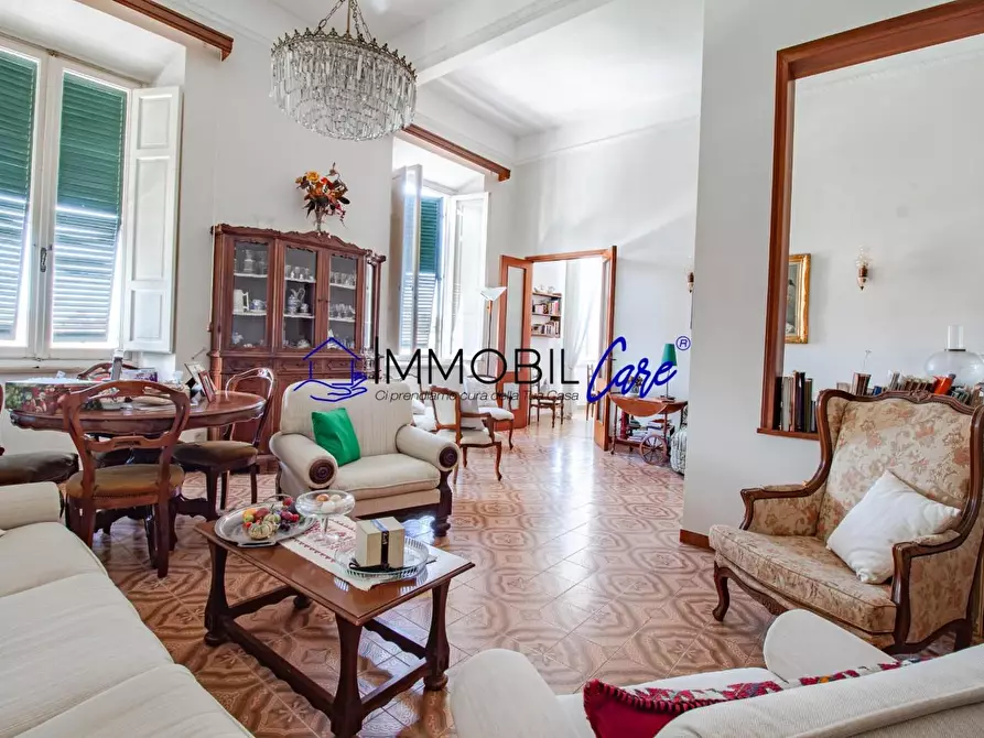 Immagine 3 di Appartamento in vendita  a Livorno