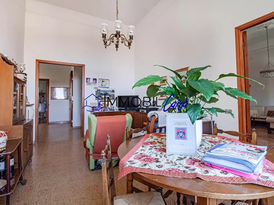 Immagine 9 di Appartamento in vendita  a Livorno
